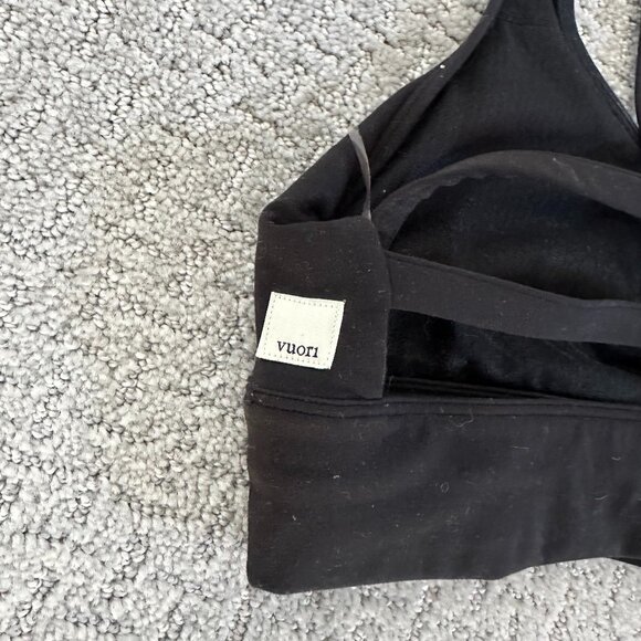 Vuori Strappy Back Black Sports Bra, Medium - Picture 3 of 5